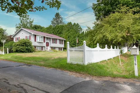 176 Meadow Road Topsham ME 04086
