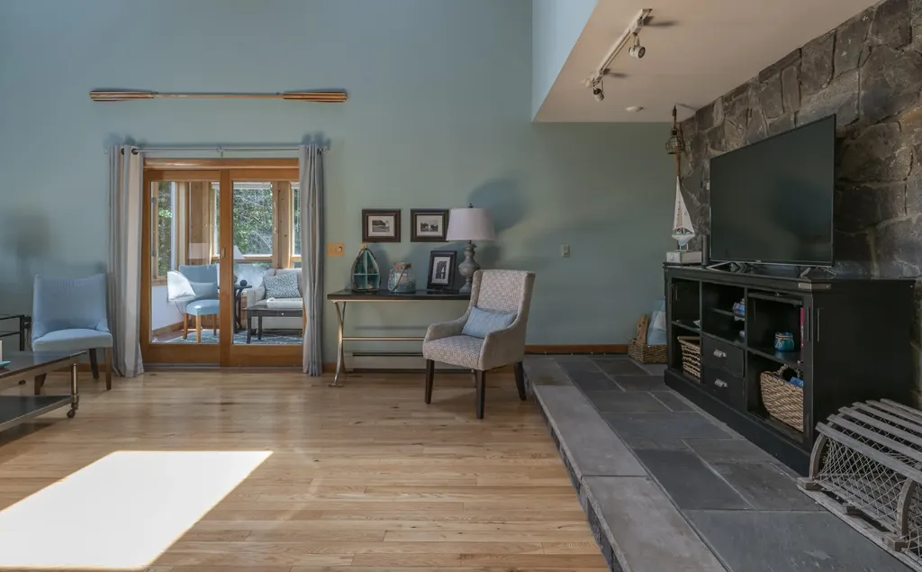 18 Birken Drive Phippsburg ME 04562