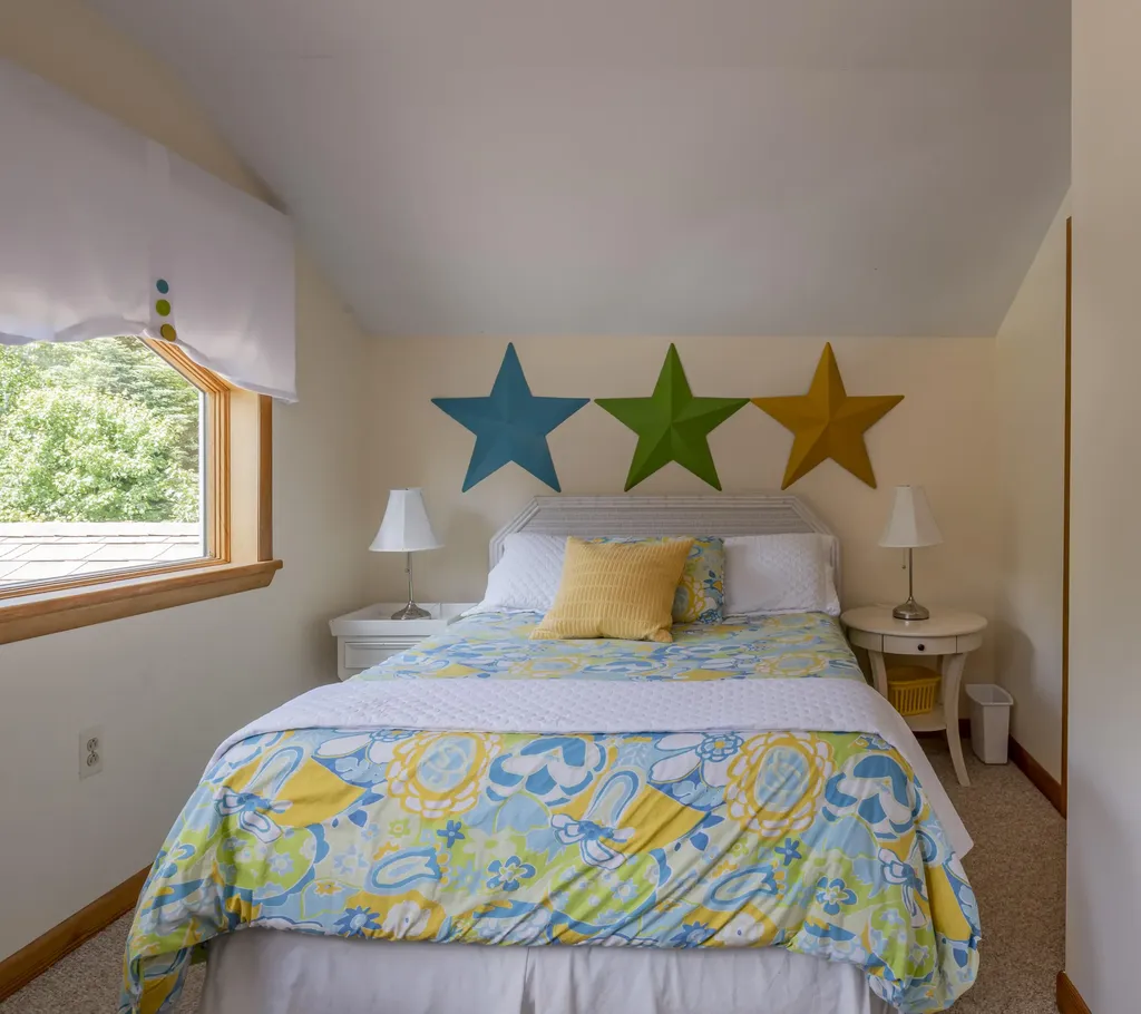 18 Birken Drive Phippsburg ME 04562