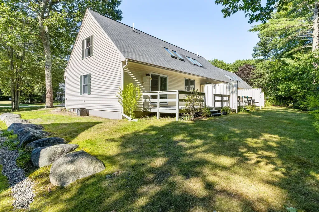 8 Chickadee Lane Kennebunk ME 04043