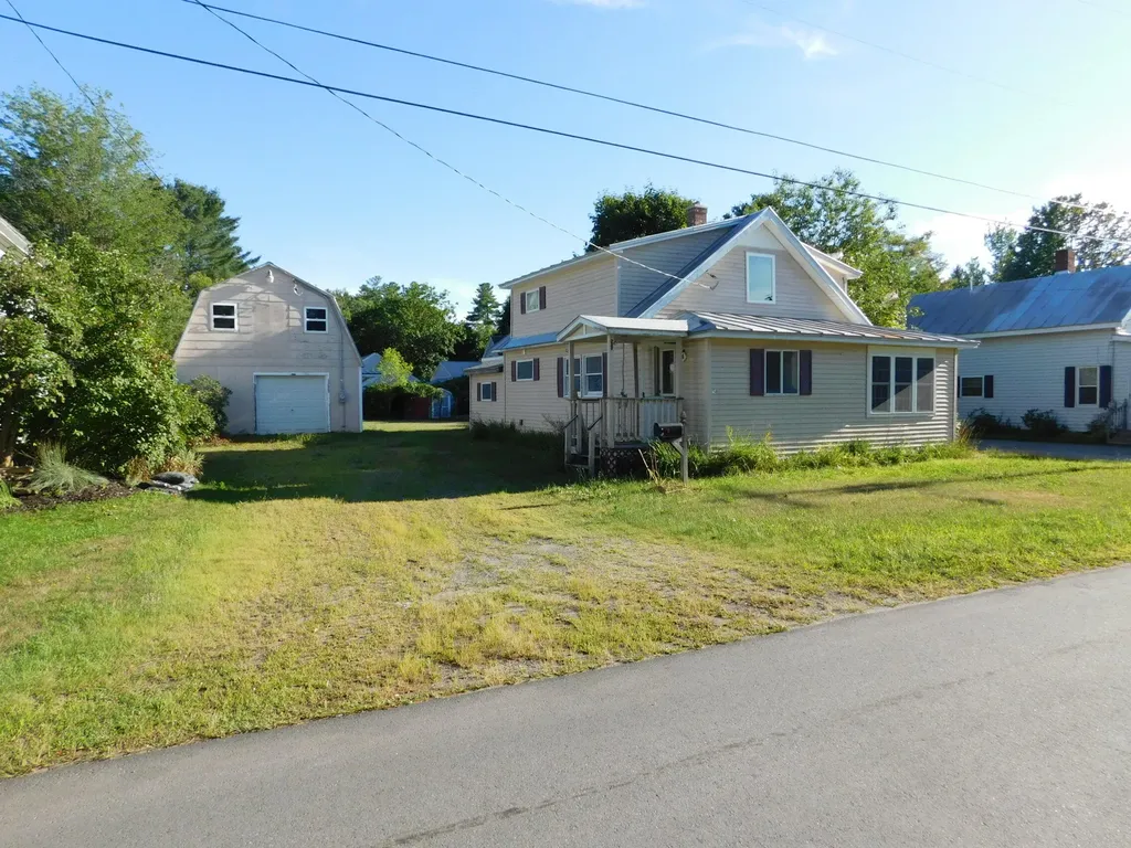 50 Hanover Street Skowhegan ME 04976