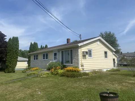 6 Bolduc Avenue Winslow ME 04901