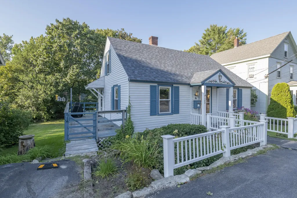 103 Bedford Street Bath ME 04530