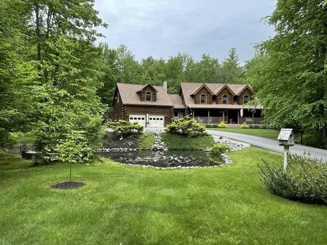 8 Chadwick Drive Gorham ME 04038