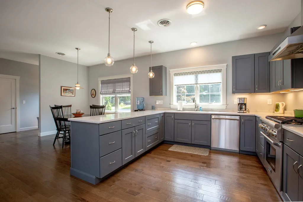 15 Bonnaille Avenue Lewiston ME 04240
