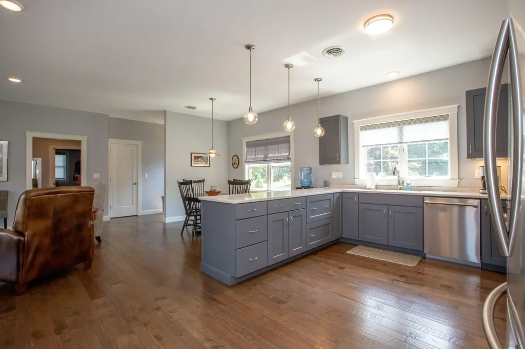 15 Bonnaille Avenue Lewiston ME 04240