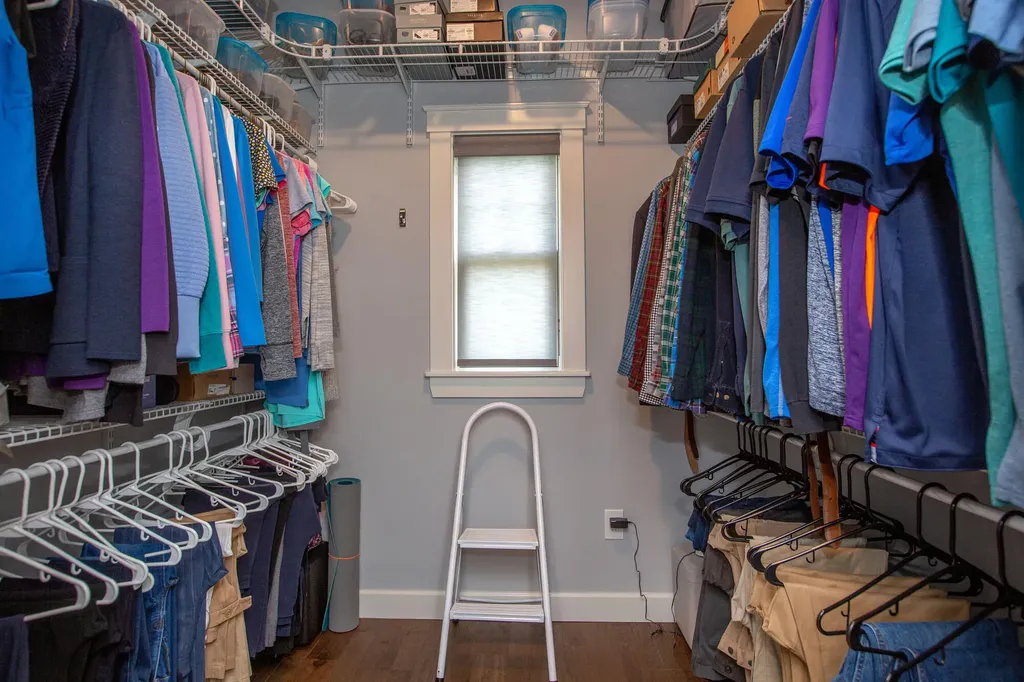 15 Bonnaille Avenue Lewiston ME 04240