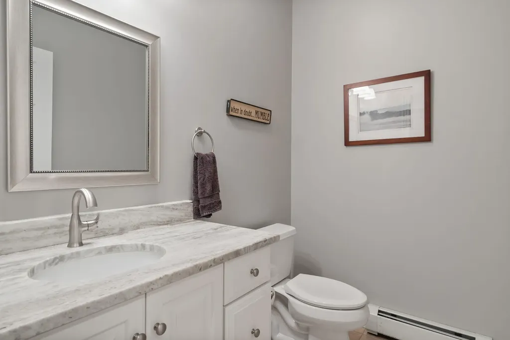 12 Freedom Road Scarborough ME 04074