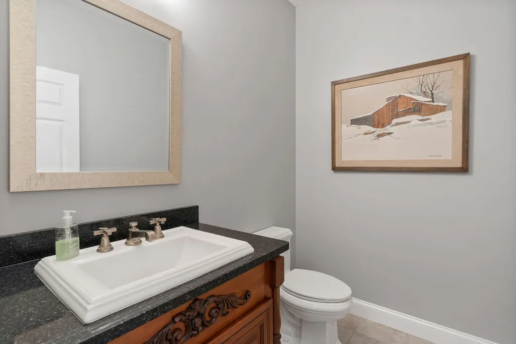 12 Freedom Road Scarborough ME 04074