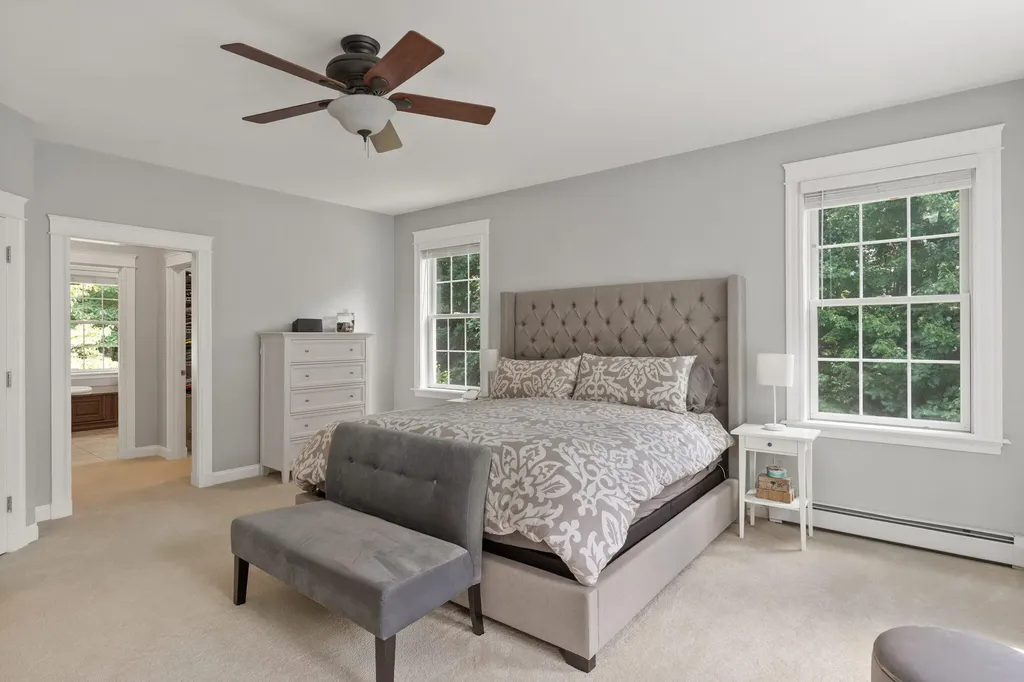 12 Freedom Road Scarborough ME 04074