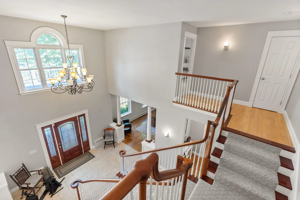 12 Freedom Road Scarborough ME 04074