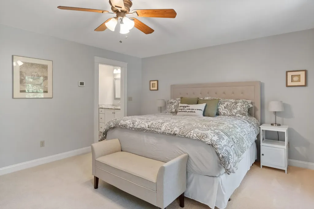 12 Freedom Road Scarborough ME 04074