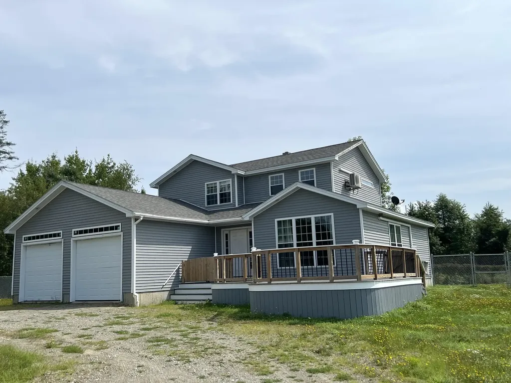 40 Carriage Road Stetson ME 04488
