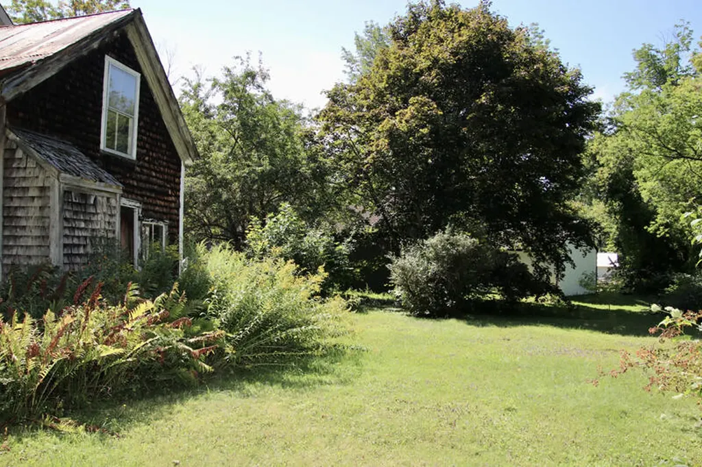 819 Main Street Monmouth ME 04259