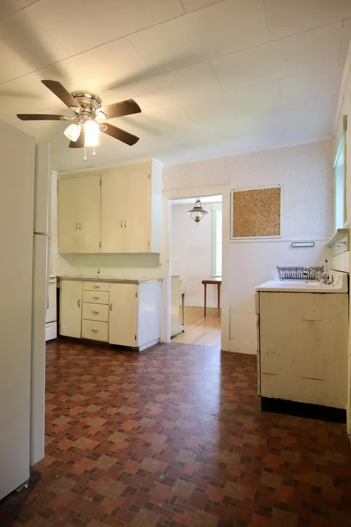 819 Main Street Monmouth ME 04259