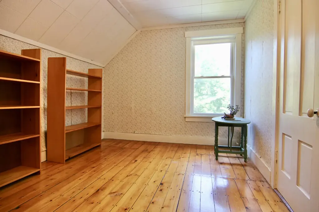 819 Main Street Monmouth ME 04259