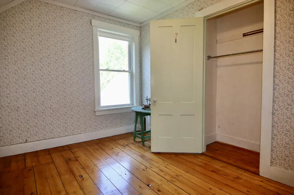 819 Main Street Monmouth ME 04259
