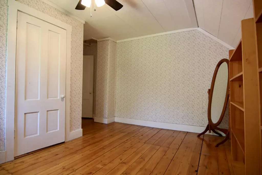 819 Main Street Monmouth ME 04259