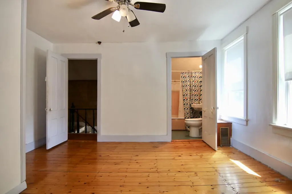 819 Main Street Monmouth ME 04259