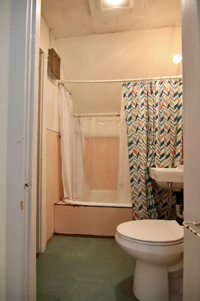 819 Main Street Monmouth ME 04259