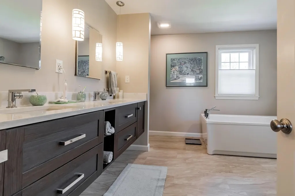 75 Goose Rocks Road Kennebunkport ME 04046