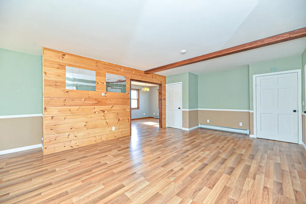 321 W Minot Road Minot ME 04258