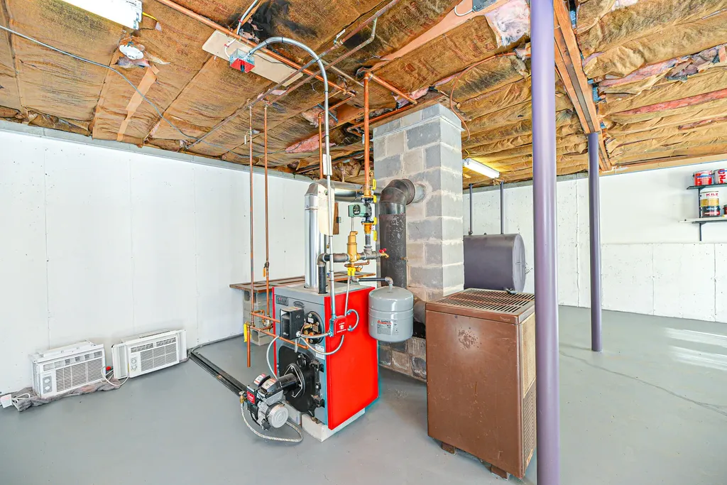 321 W Minot Road Minot ME 04258