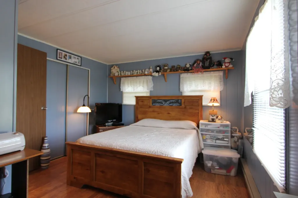 26 Begin Terrace Sabattus ME 04280