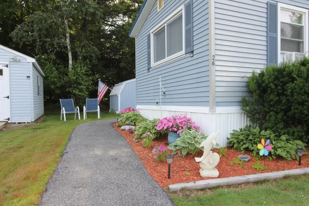 26 Begin Terrace Sabattus ME 04280
