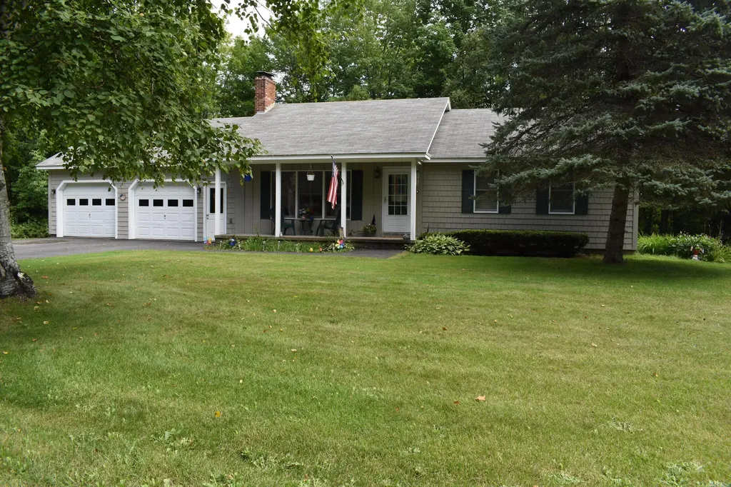 157 Birchwood Terrace Pittsfield ME 04967