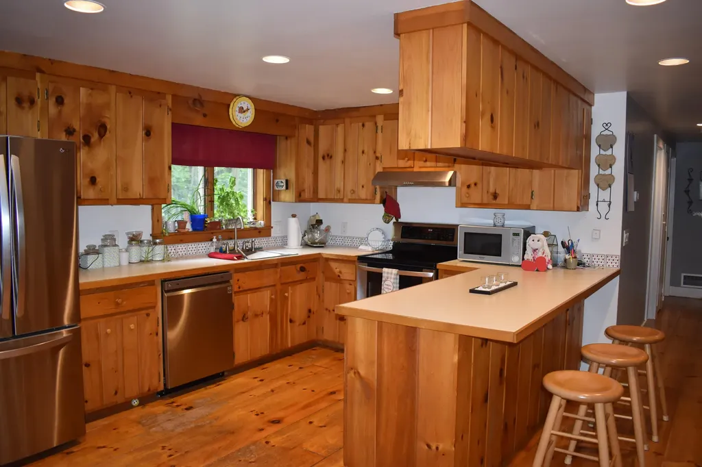 157 Birchwood Terrace Pittsfield ME 04967
