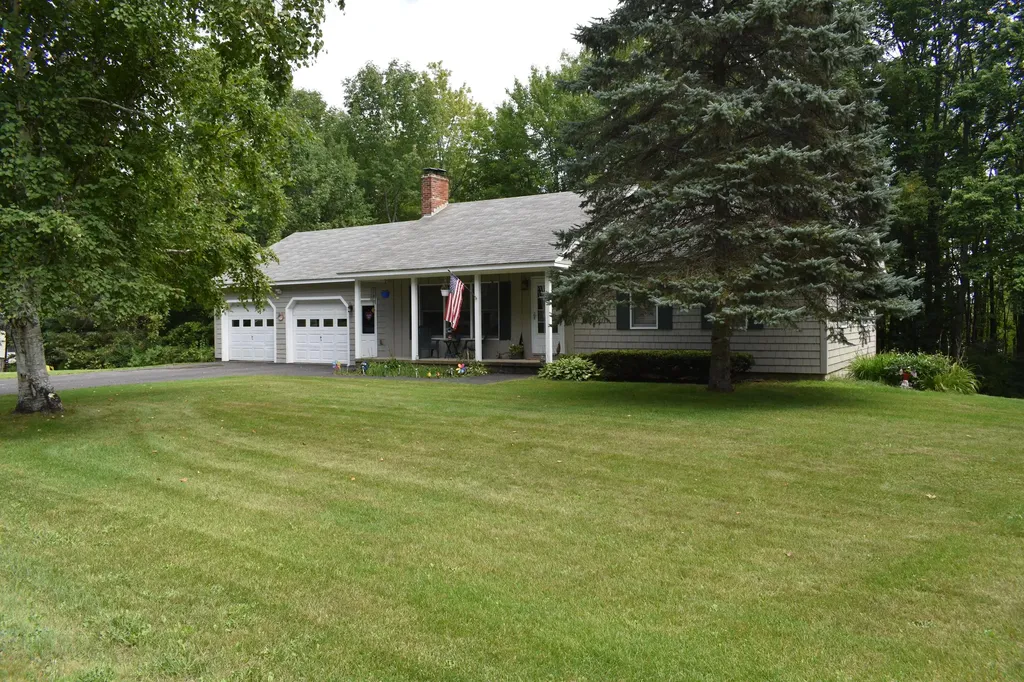 157 Birchwood Terrace Pittsfield ME 04967