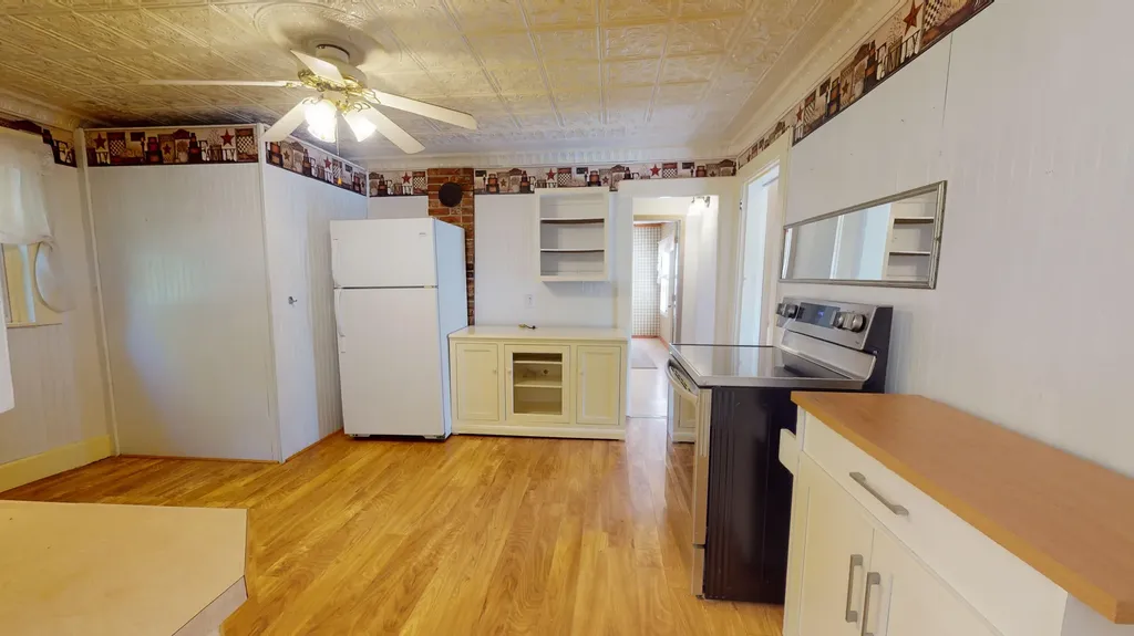 28 Summit Street Woodstock ME 04219