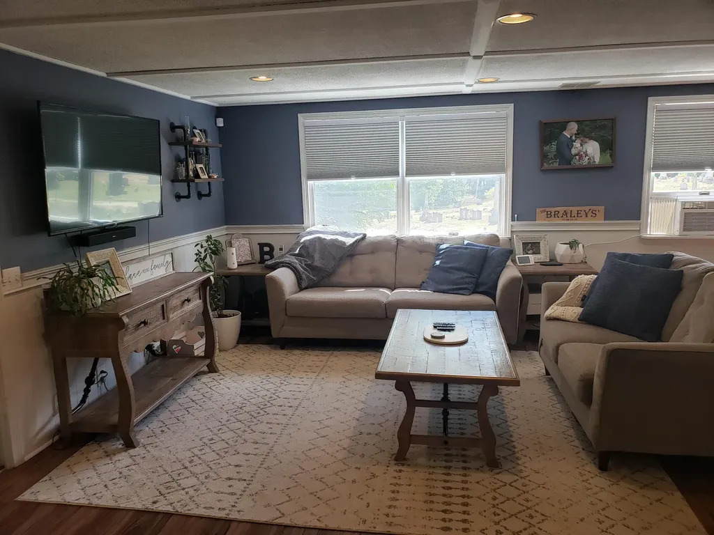 53 Lakeside Drive Livermore ME 04253