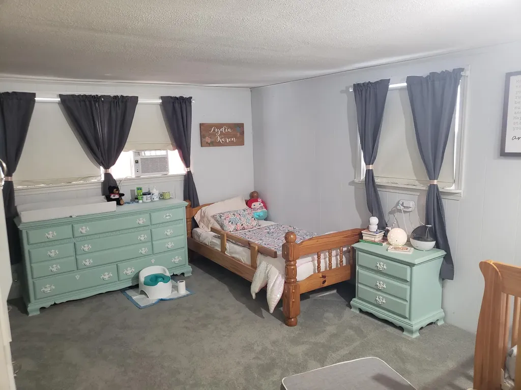 53 Lakeside Drive Livermore ME 04253