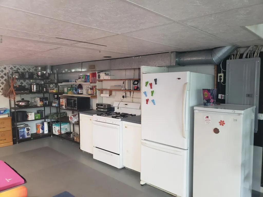 53 Lakeside Drive Livermore ME 04253