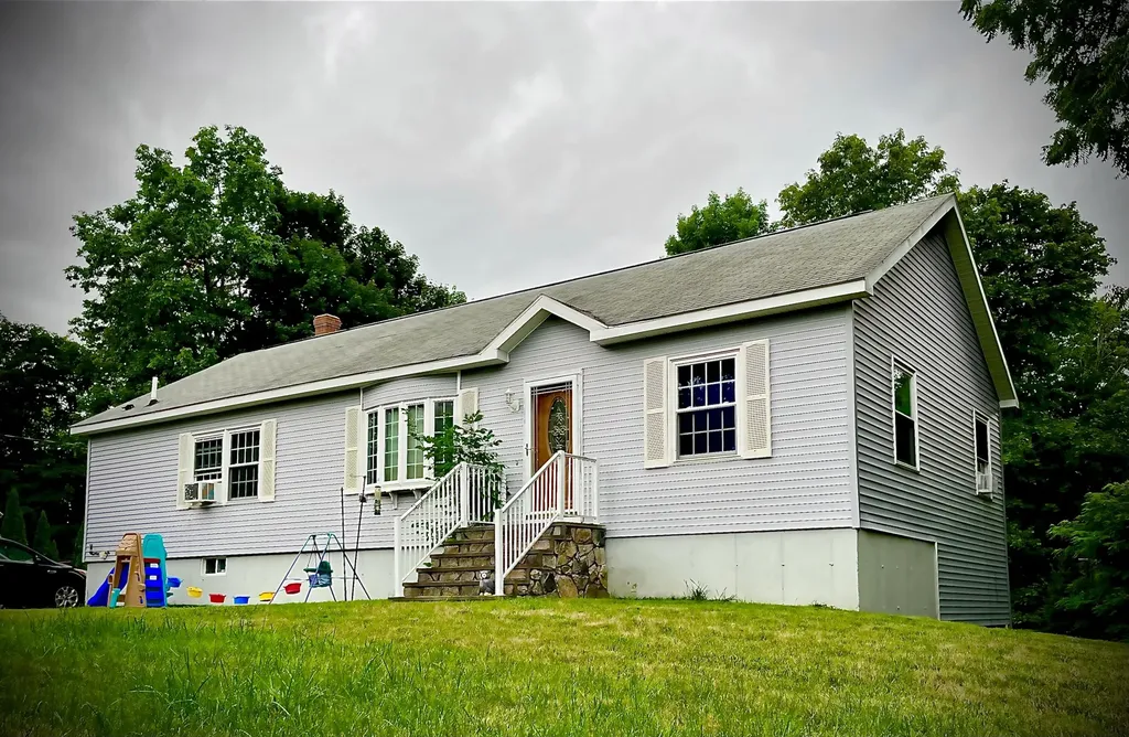 90 Dummer Street Bath ME 04530