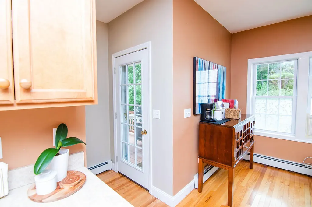 11 St James Place Lewiston ME 04240