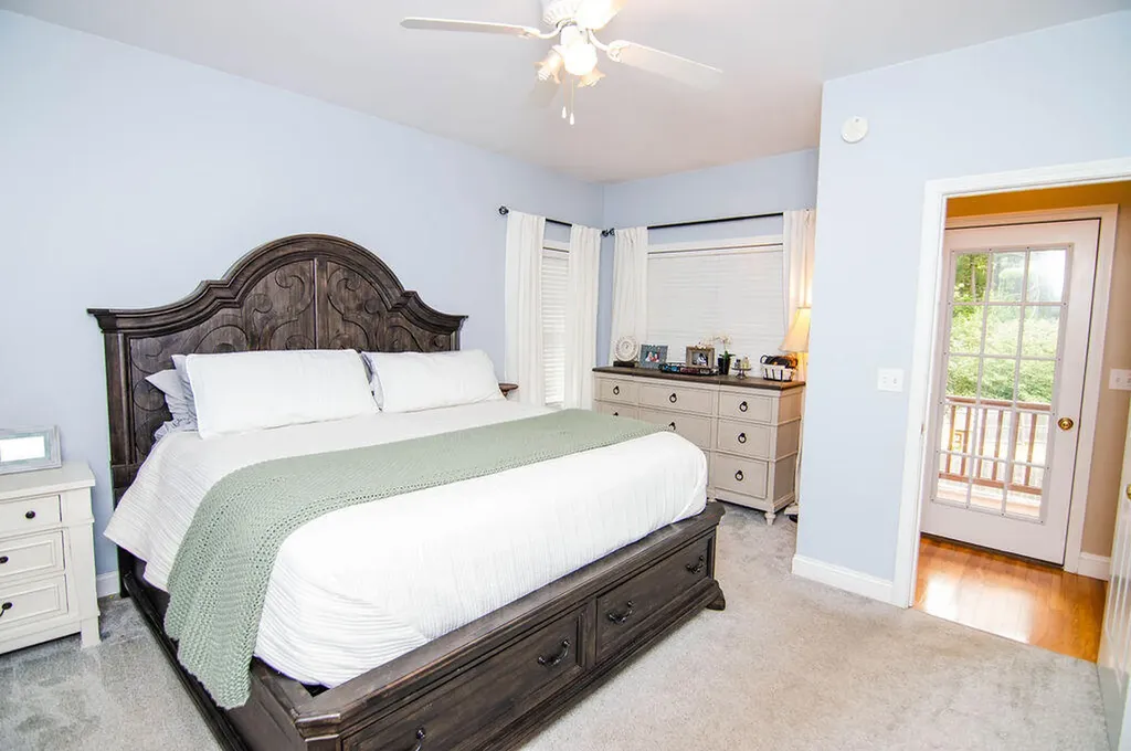 11 St James Place Lewiston ME 04240