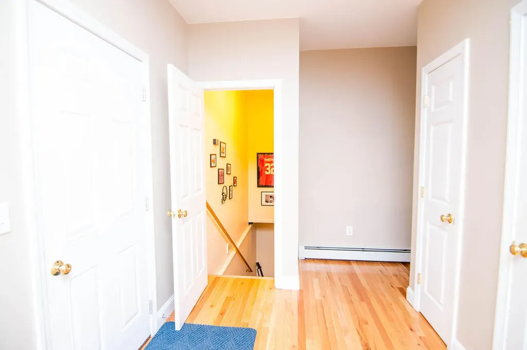 11 St James Place Lewiston ME 04240