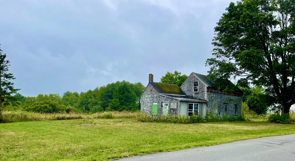 398 Pleasant Street Thomaston ME 04861