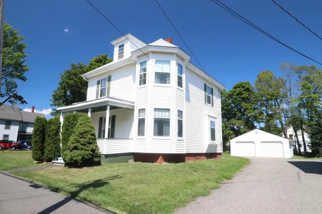 131 Lincoln Street Bangor ME 04401