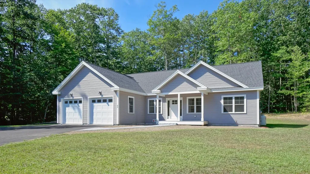 55 Twilight Lane Gorham ME 04038