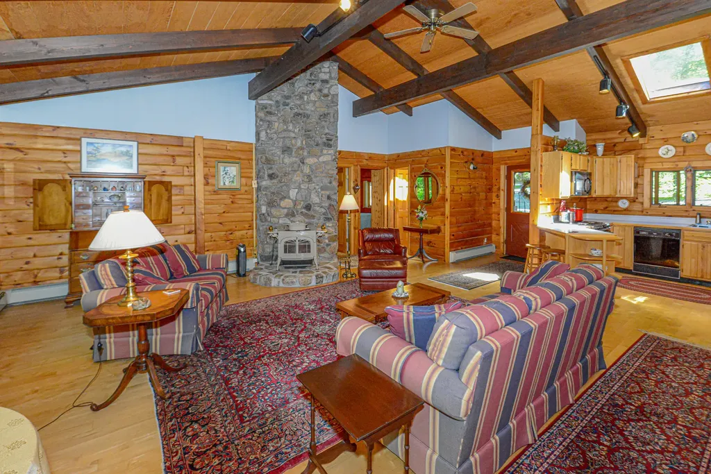 23 Crescent Shore Road Raymond ME 04071