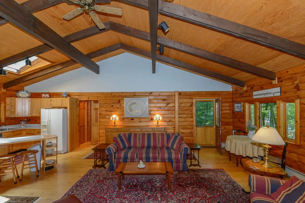 23 Crescent Shore Road Raymond ME 04071