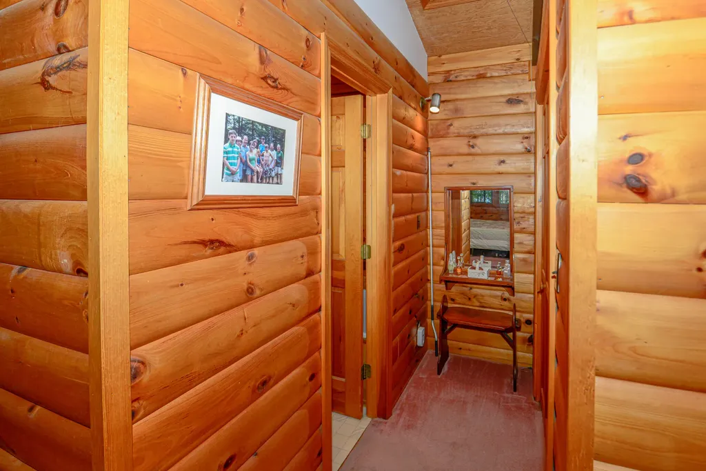 23 Crescent Shore Road Raymond ME 04071
