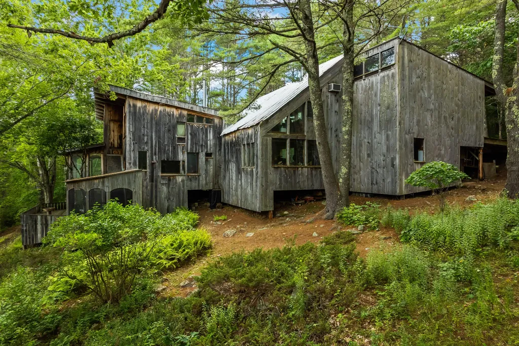 121 Alexander Road Dresden ME 04342