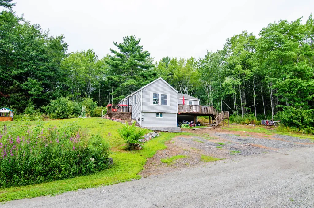 48 Branch Drive Cushing ME 04563