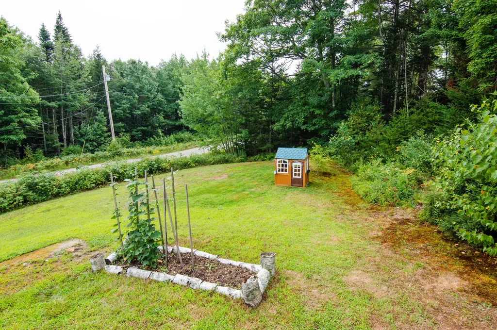 48 Branch Drive Cushing ME 04563
