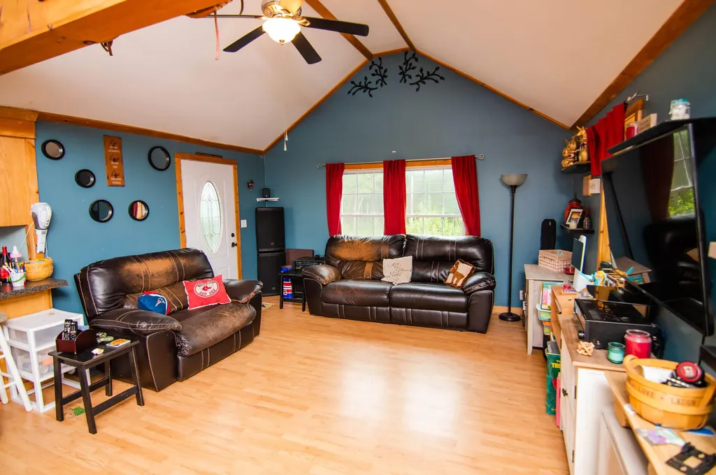 48 Branch Drive Cushing ME 04563